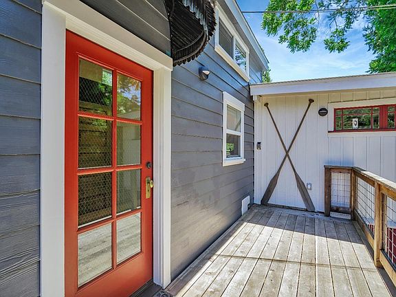 4th image of 22900 Sylvan Way #13