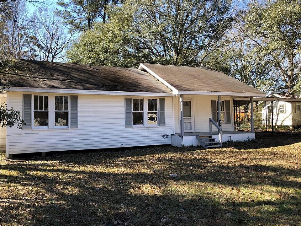 1st image of 2652 E Hardtner Dr