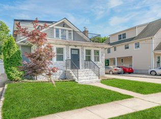 80 Evergreen Ave, Lynbrook, NY 11563