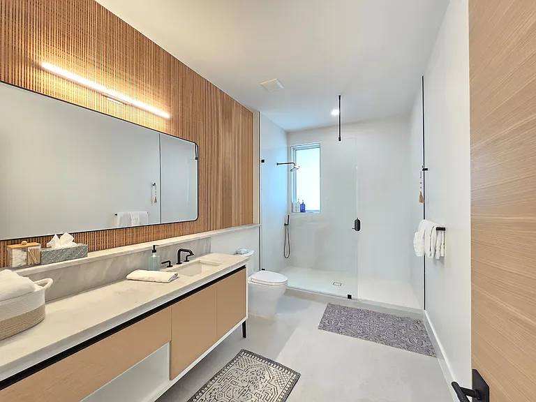 Roberts Bay Ln — Photo 34