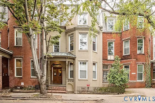 1010 Park Ave #1 Photo 1