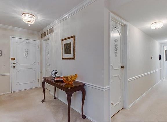 3rd image of 572 Coeur De Royale Dr APT 405