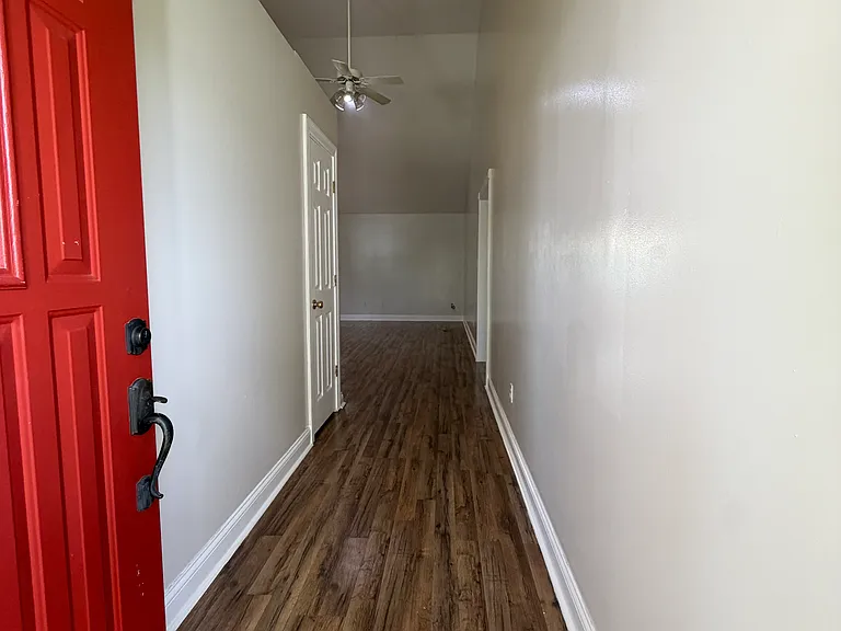 275 Stone Crest Ave — Photo 3