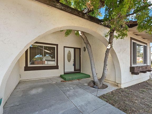 3rd image of 1619 Astoria Drive