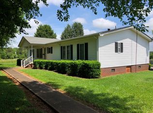 175 Possum Trot Rd, Blacksburg, SC 29702