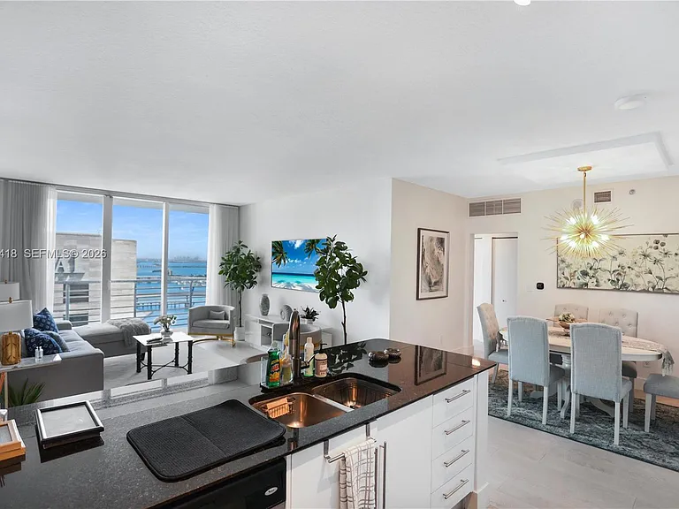 335 Biscayne Blvd #3808 — Photo 15