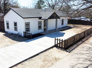 400 New Hope St, Terrell, TX 75160