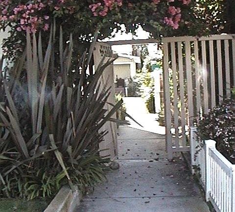 5th image of 124 Pacific St #A