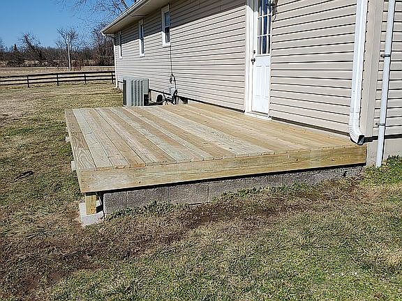 new 10 x 18 deck on back