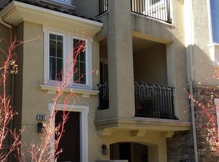 213 Moomuku Pl, Honolulu, HI 96821