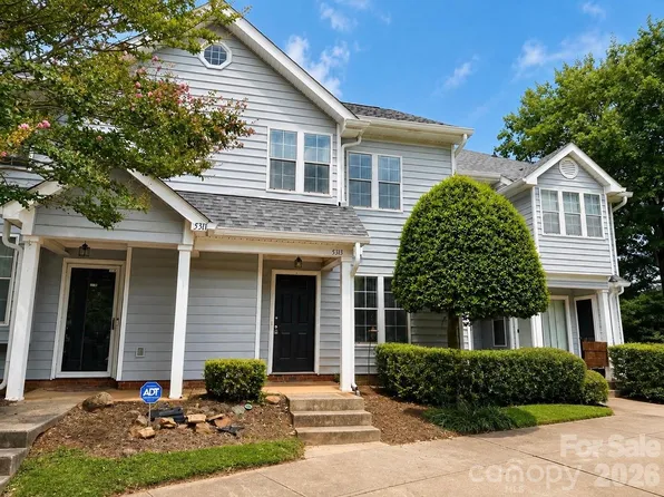 5313 Amity Springs Dr, Charlotte, NC 28212