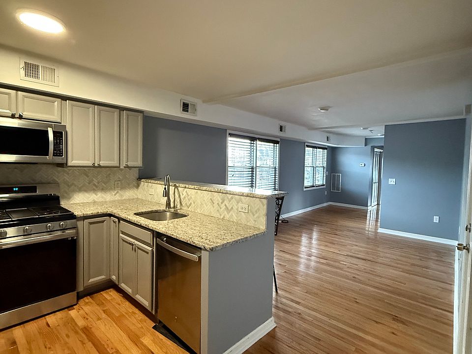 1st image of 91 Royal Ave APT 2