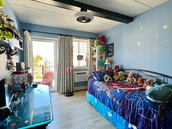 6008 Beach Front Road image 12 of 29