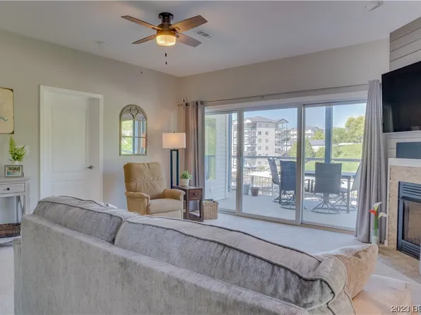 151 Upper Monarch Cove Dr, Lake Ozark, MO 65049