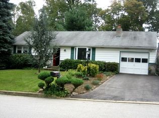 115 Old Spring Rd, West Brandywine, PA 19320