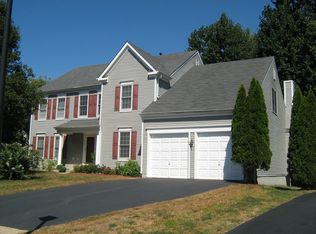 5100 Myrtle Leaf Dr, Fairfax, VA 22030