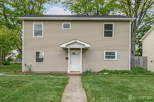 438 Belgrade St Photo 1