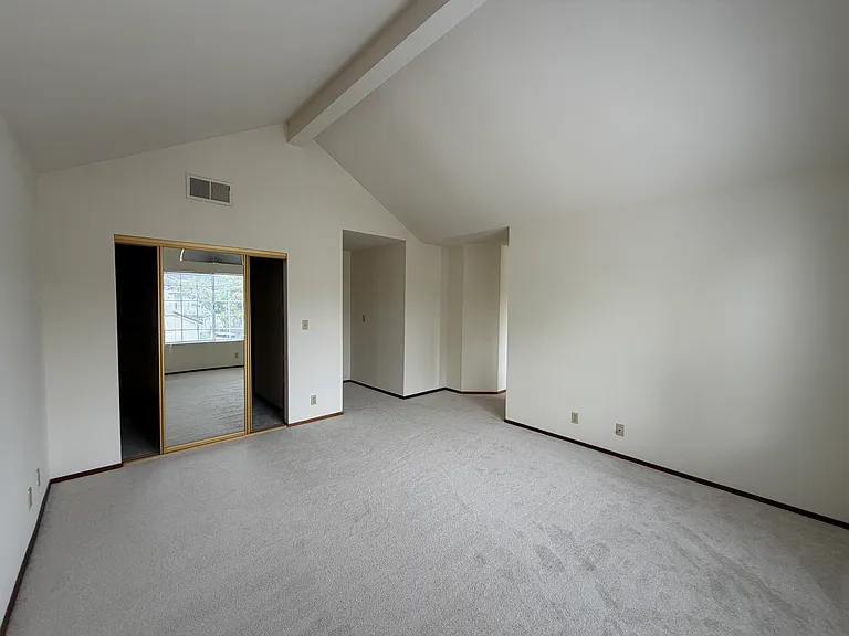 5315 Shattuck Ave — Photo 26