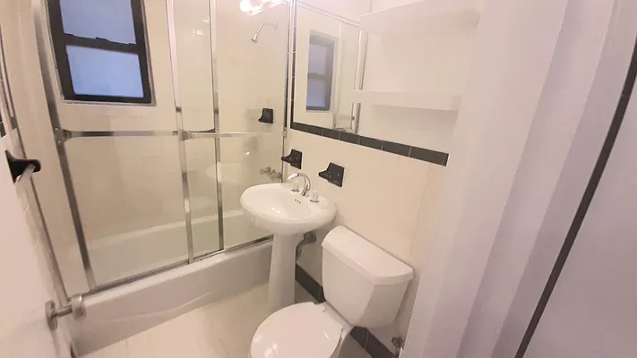 Rented by Corcoran | media 18