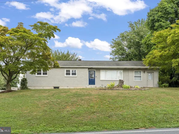 1132 Old Forge Rd, Annville, PA 17003