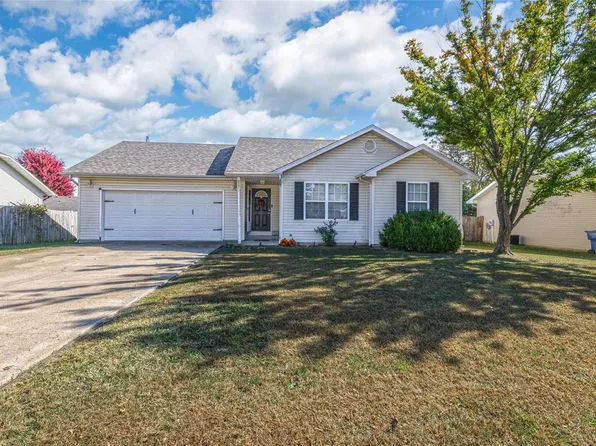 2308 Timberwood Ln, Lebanon, MO 65536