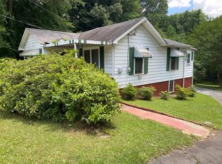 188 Veterans Memorial Hwy SE, Mableton, GA 30126