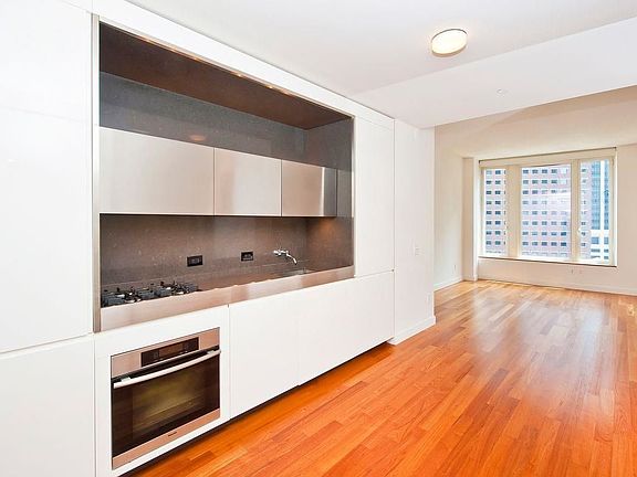 3rd image of 15 William St APT 22C