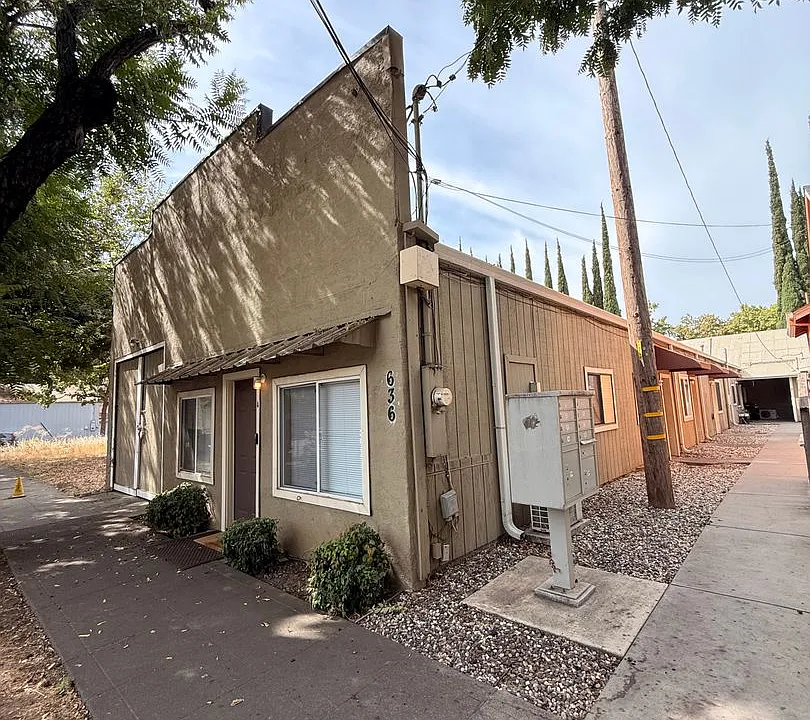 0755 - 636 Cherry St.