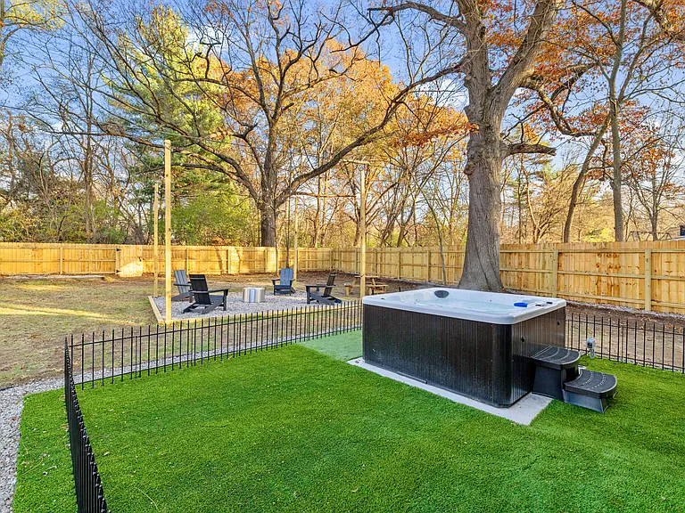 22182 Berg Rd — Photo 79