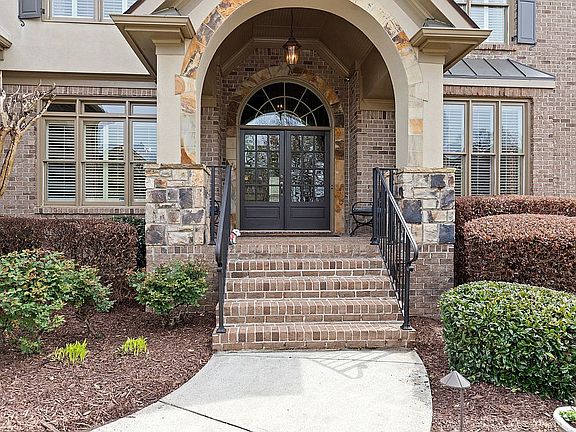 2nd image of 2452 Stone Manor Dr