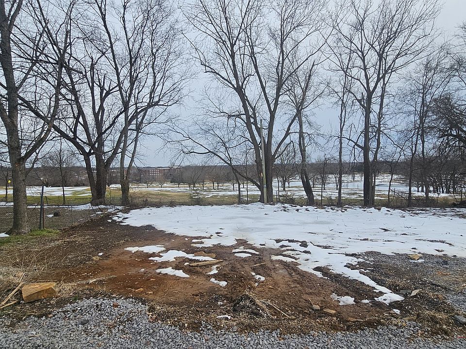 1st image of 2121 Butler Rd