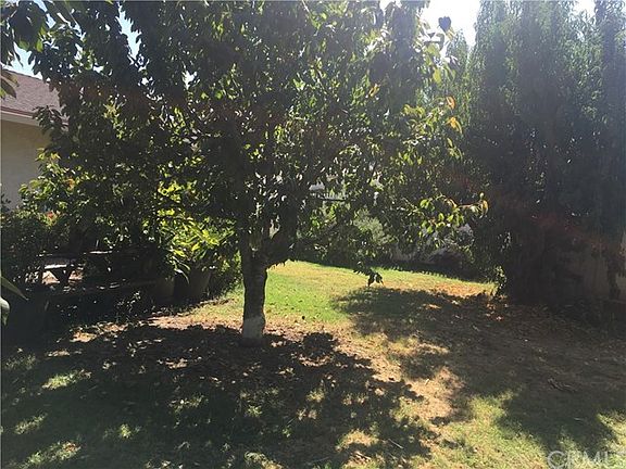 5th image of 3191 N Bel Mira Dr