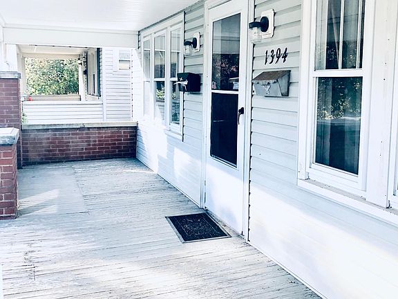 2nd image of 1394 Burkhardt Ave #Down