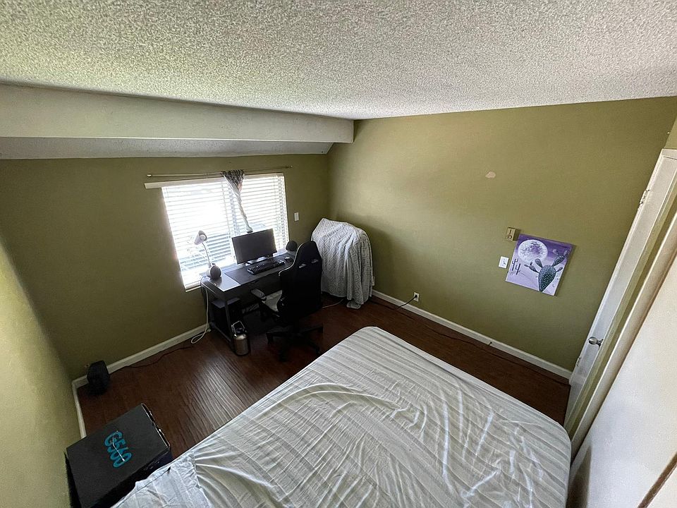1st image of 12 Eastmont