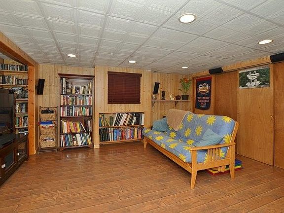 3rd image of 14 Elford Pl