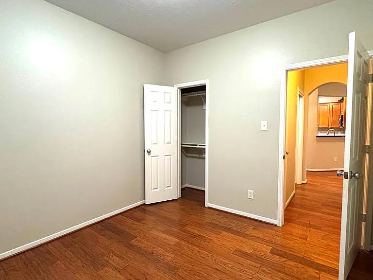 8923 Willow Wind Ln — Photo 11