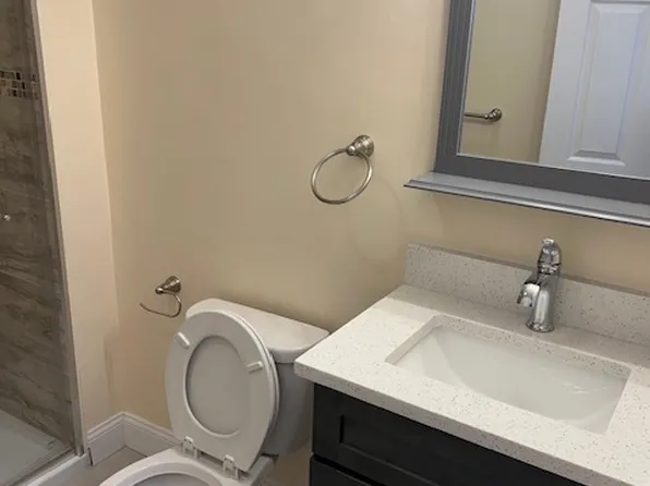 1103-1105 Chalkstone Ave - 4, 1105 Chalkstone Aveunit 3rd Front, Providence, RI 02908