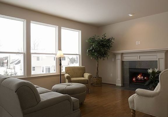 2nd image of 164 Wildrose Dr