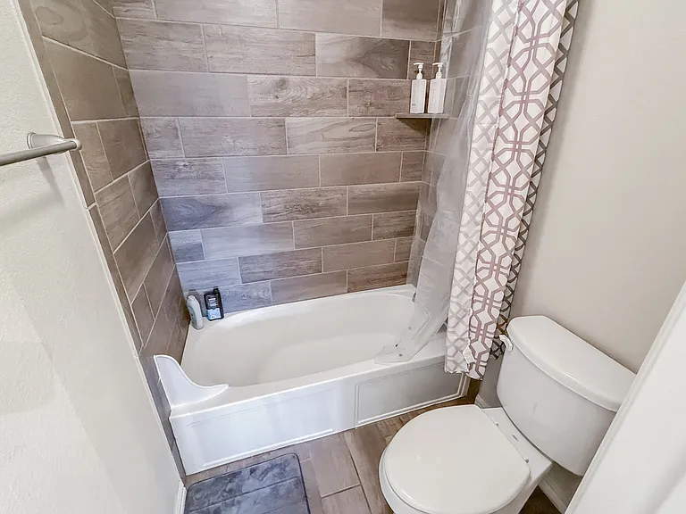 1313 Zanna Grace Way — Photo 18