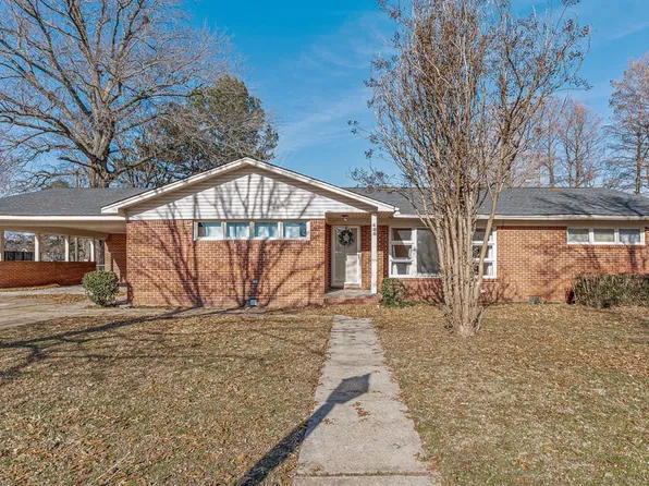 400 2nd St, Dell, AR 72426