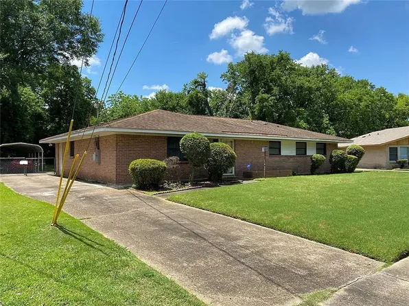 915 Queensbury Dr, Montgomery, AL 36116