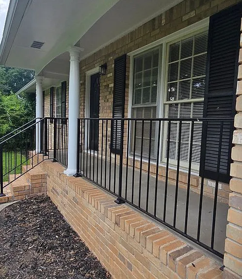 2902 Highbrook Ct — Photo 3