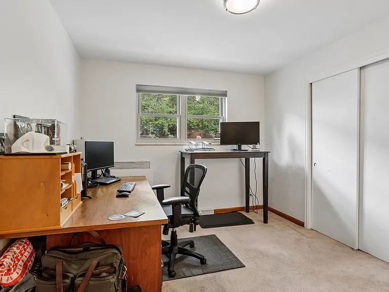 2502 S Yarrow St — Photo 14