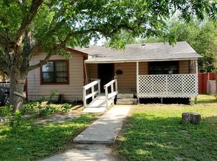 219 Monterrey St, Alice, TX 78332