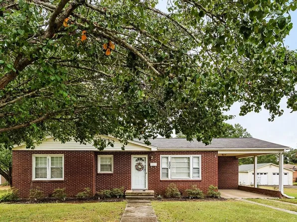 202 Bennett St, Union, SC 29379