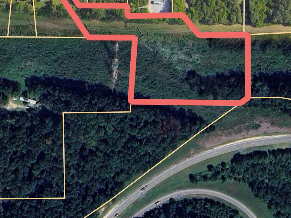 2nd image of 526 Schmidt Rd