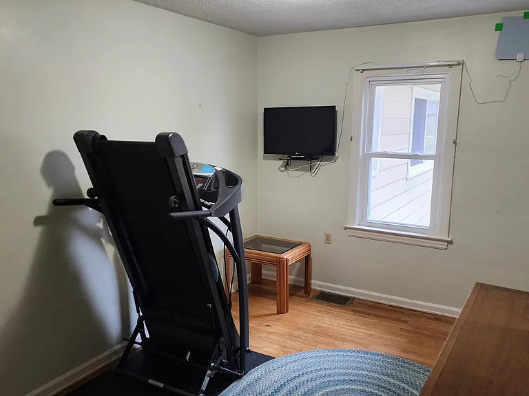 4236 Hunsberger Ave NE — Photo 13