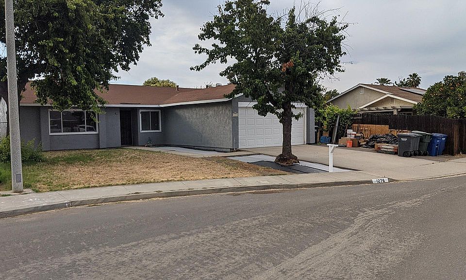 1st image of 1276 York Ave