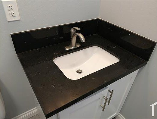 5th image of 3961 Halldale Ave