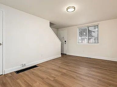 5th image of 835 E Mithoff St #829